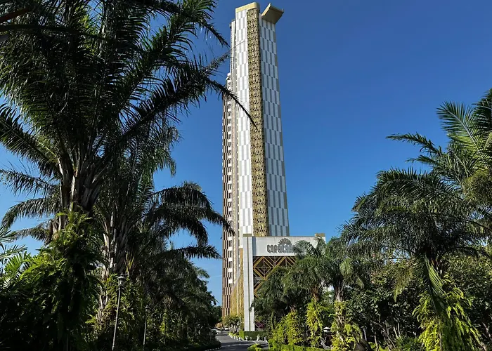 Copacabana Jomtien Beach & Top Sea View